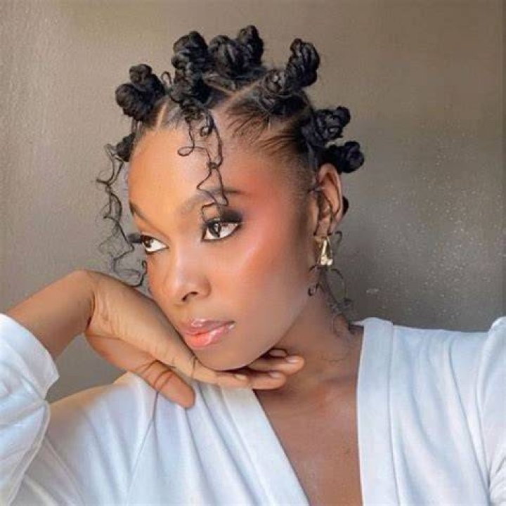Are Bantu knots twists?