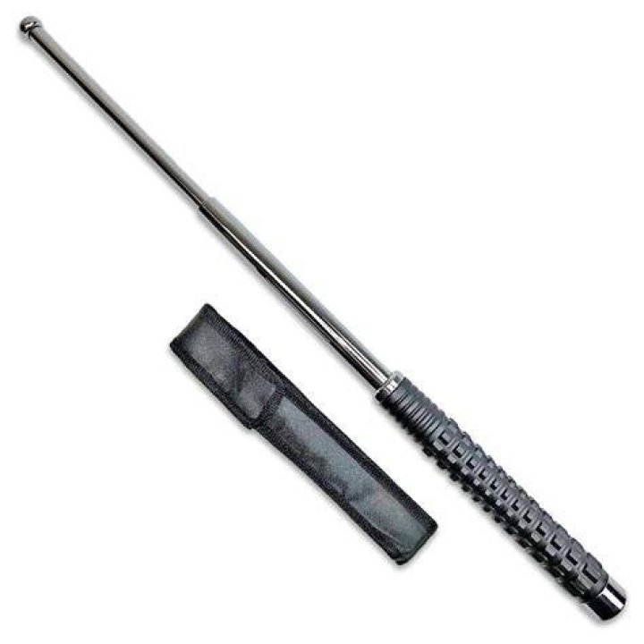 Are telescopic batons legal in Ireland?
