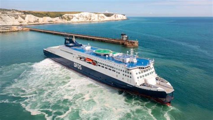 Are the Dover Calais ferries running?