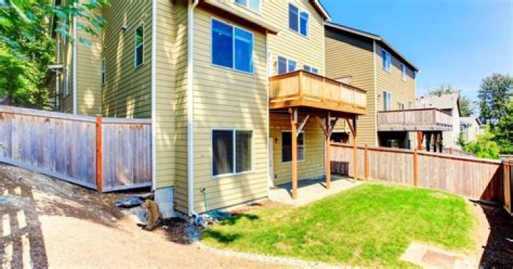 Are walkout basements more expensive to build