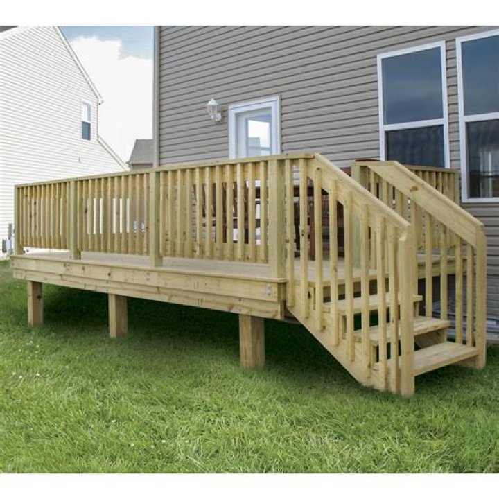 Can you rhino line a wood deck