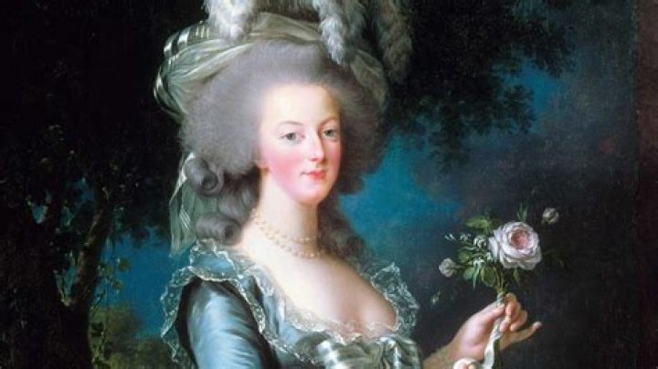 Did Marie Antoinette marry her cousin