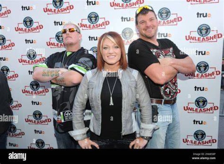 Did Ron sell Lizard Lick Towing?