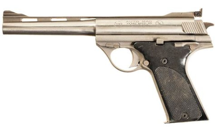 Do they make a 44 Magnum pistol?