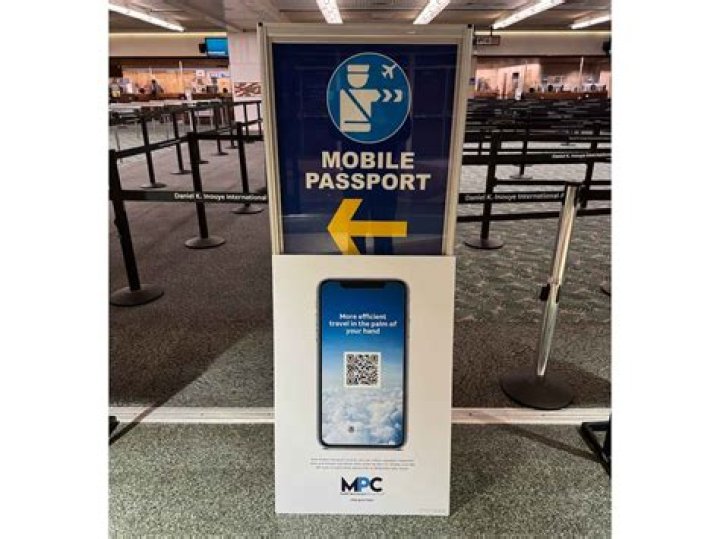 Does Charlotte airport have mobile passport