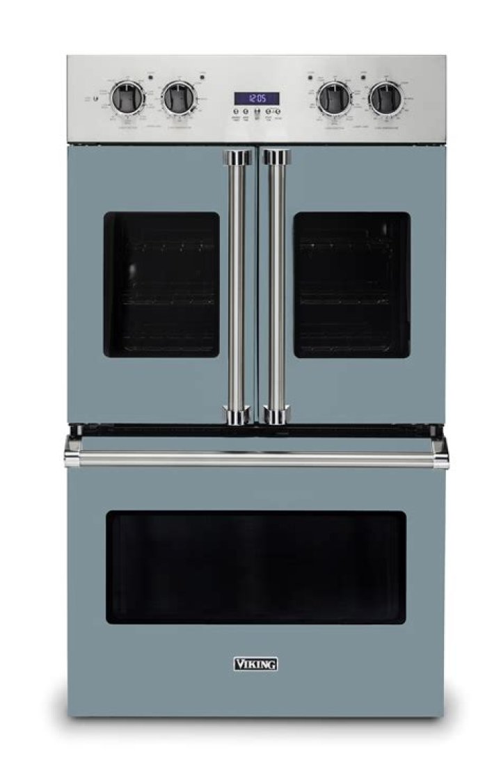 How do you change the time on a Viking French door oven