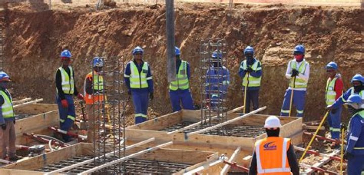 How much do construction companies make in South Africa?