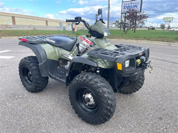 How wide is a 2004 Polaris Sportsman 500