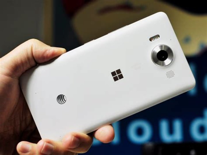 Is Microsoft Lumia a good phone?