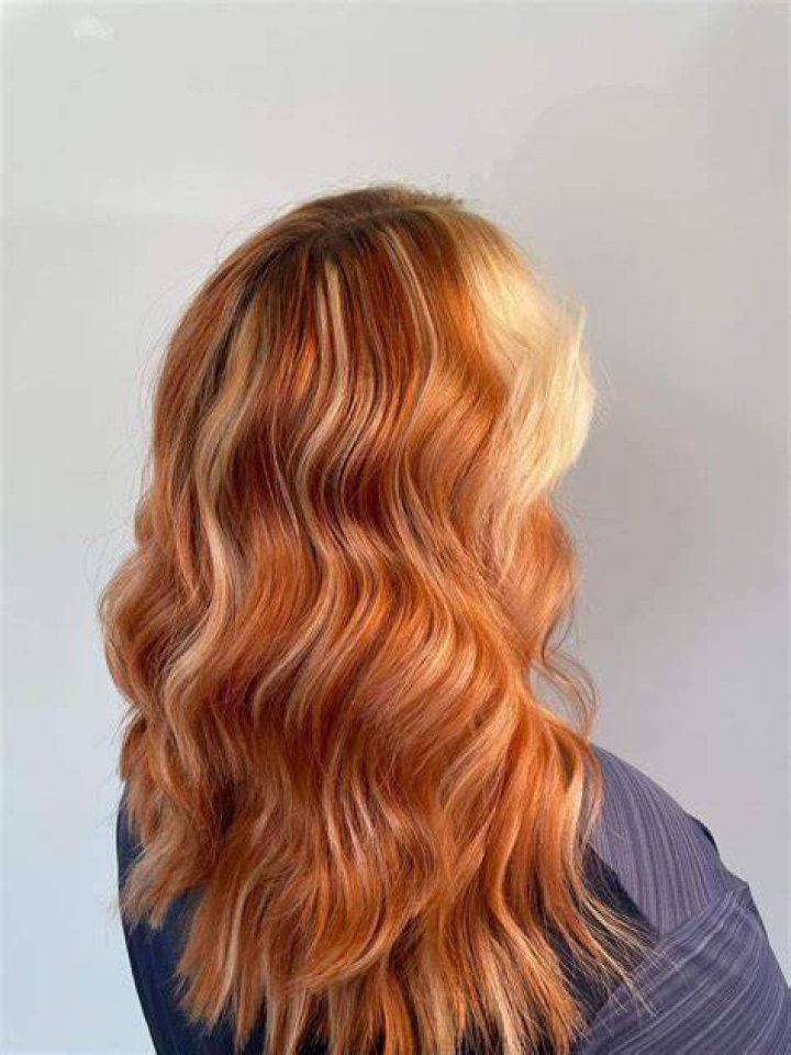 Is teased hair coming back?
