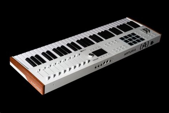 Is the arturia KeyLab Essential 88 good?