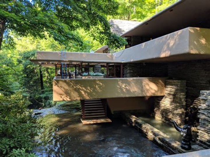 Is the falling water house abandoned?