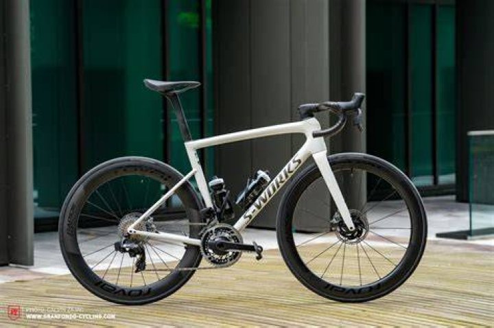 Is there a weight limit on Specialized bikes?