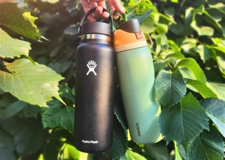 Is Yeti or Hydro Flask better