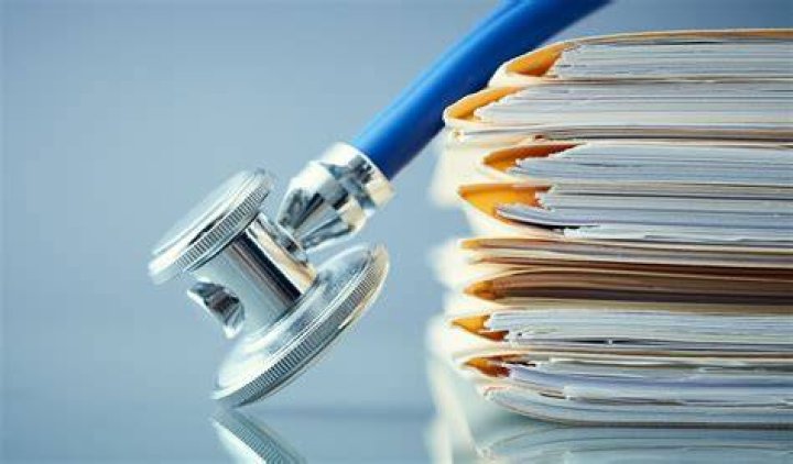What are 10 standards for documentation in health care records?
