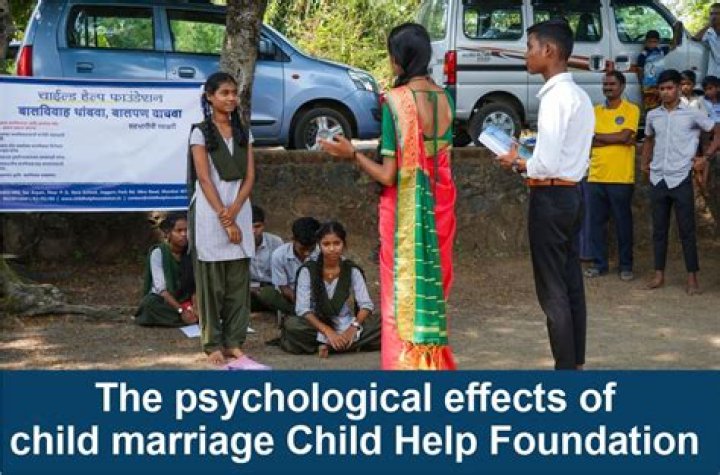 What are the psychological effects on girls who mature early