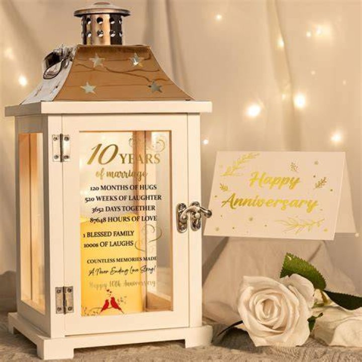 What do you buy for 10th wedding anniversary
