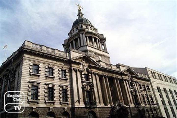 What happens at a plea and trial preparation hearing