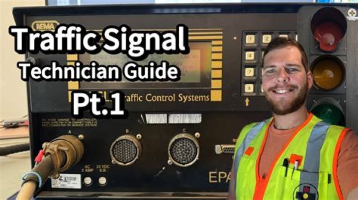What is a traffic signal technician