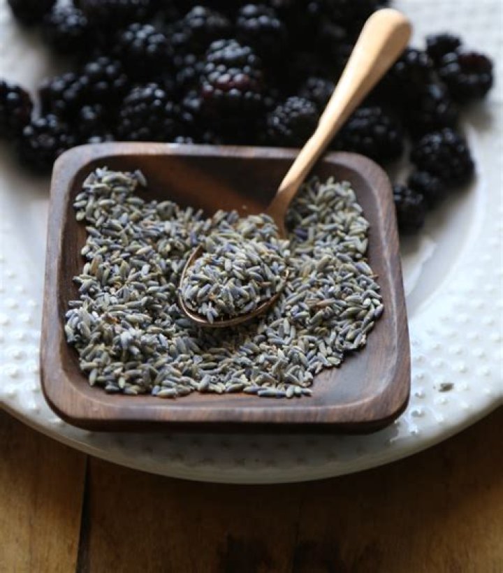 What is dried culinary lavender