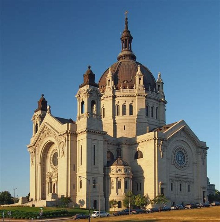 What is the biggest church in America?
