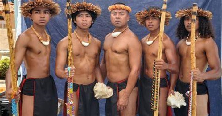 What language is Chamorros