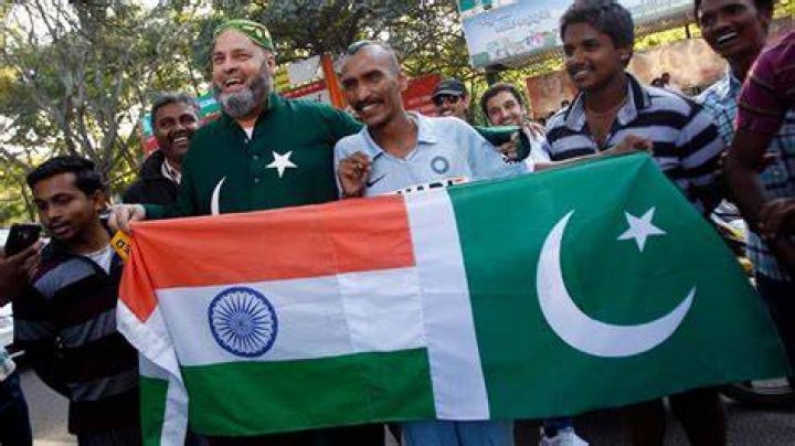 When did India and Pakistan join SCO?