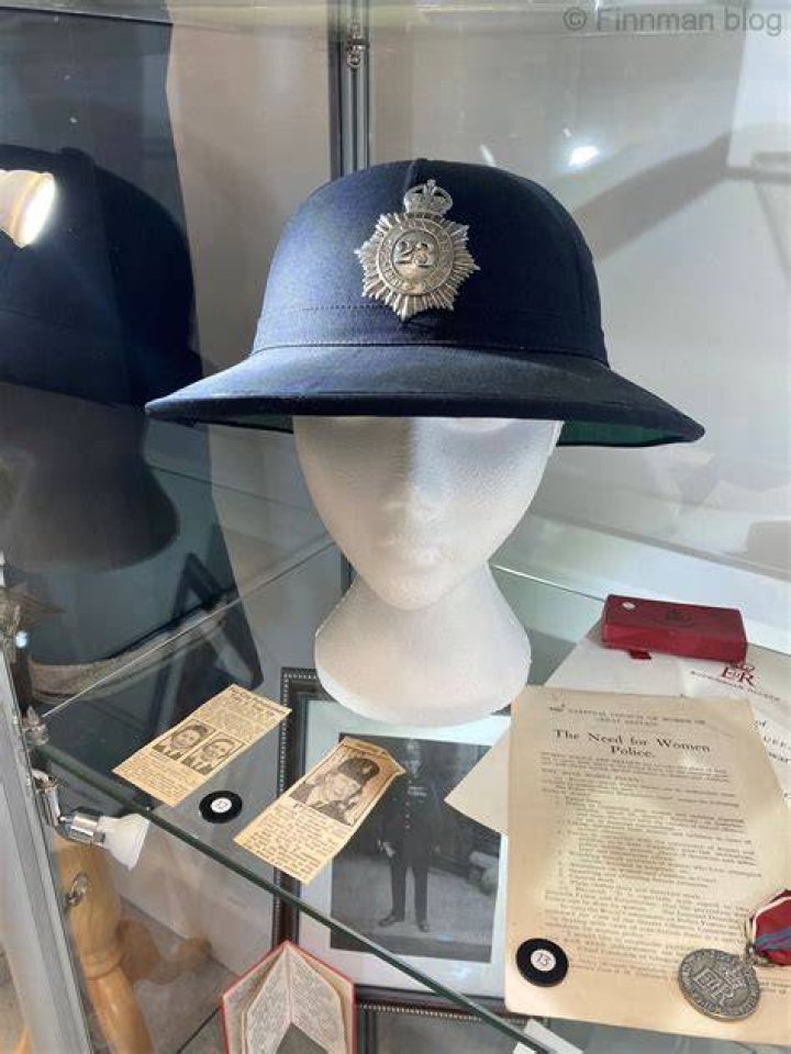 Where are Avon and Somerset police based?
