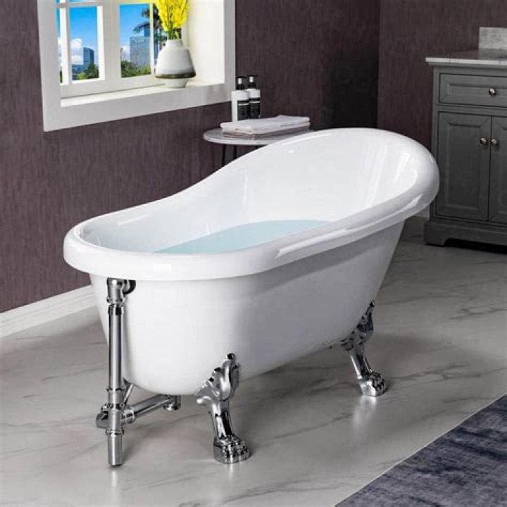 Why are clawfoot tubs bad?