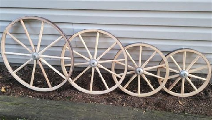 Why are wagon wheels dished