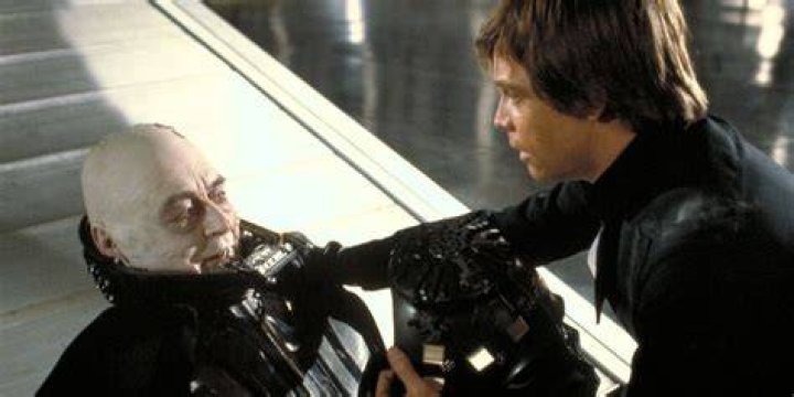 Why was Luke wearing black in Return of the Jedi?
